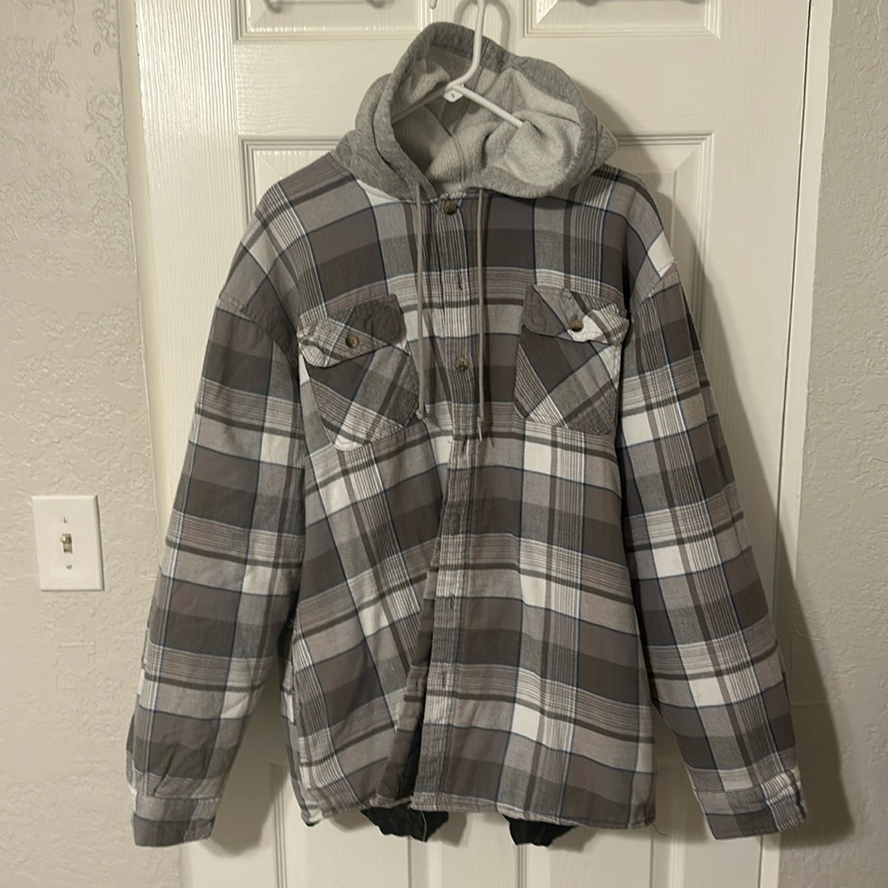 Wrangler hooded flannel. Lined XXL 2X